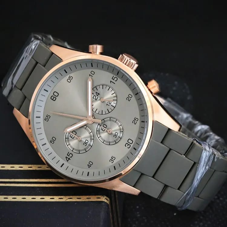 Men's classic watch